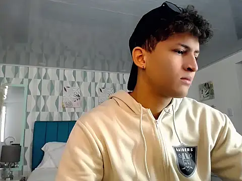 Axel savage online show from September 22, 2025, 12:07 pm