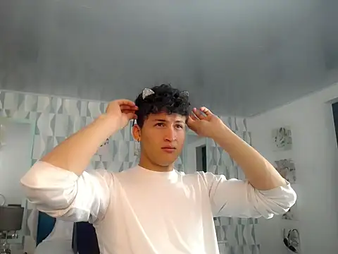 Axel savage online show from September 25, 2025, 11:58 am