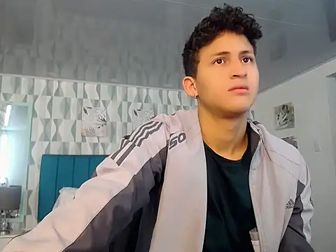 Axel savage online show from October 1, 2025, 12:11 pm