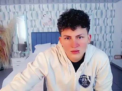 Axel savage online show from October 18, 2025, 12:06 pm