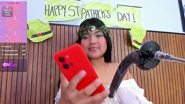 mysticlatina1 online show from March 18, 2026, 12:08 pm