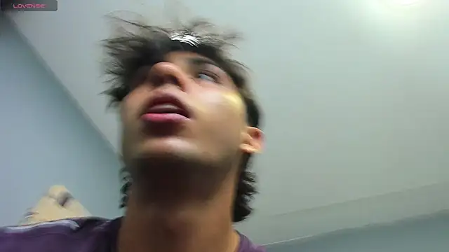 Snapshot of curbjerry chatting on September 29, 2025, 7:51 pm curbjerry online show from September 29, 2025, 7:51 pm