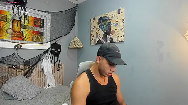 Snapshot of curbjerry chatting on October 23, 2025, 7:34 pm curbjerry online show from October 23, 2025, 7:34 pm