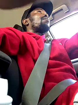 Snapshot of toy-boyluv chatting on September 17, 2025, 4:41 pm toy-boyluv online show from September 17, 2025, 4:41 pm