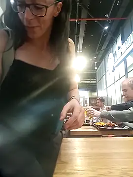 Astrid3 online show from October 21, 2025, 4:51 pm