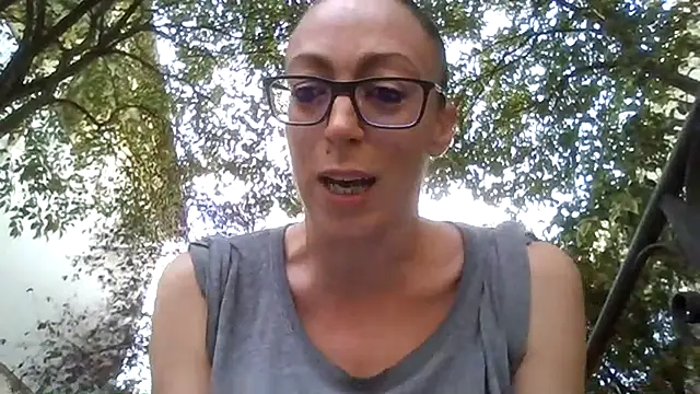 Astrid3 online show from October 31, 2025, 3:13 pm