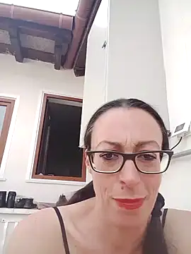 Astrid3 online show from May 7, 2026, 2:22 pm