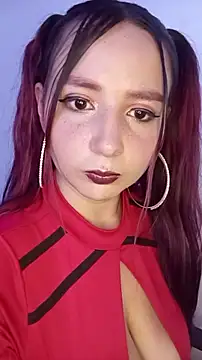 Mia2xsmith online show from June 10, 2026, 3:39 am
