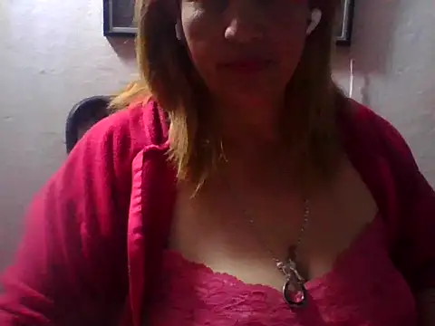 Snapshot of ROOMIINA chatting on October 15, 2025, 11:05 pm ROOMIINA online show from October 15, 2025, 11:05 pm