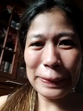 Snapshot of Sweet_Asian25 chatting on July 15, 2026, 10:04 pm Sweet Asian25 online show from July 15, 2026, 10:04 pm