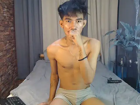 uryassy online show from September 10, 2025, 9:37 pm