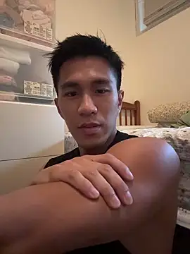 gooodboiii online show from October 23, 2025, 7:40 am