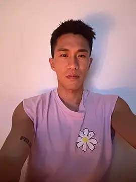 Snapshot of gooodboiii chatting on February 14, 2026, 4:48 pm gooodboiii online show from February 14, 2026, 4:48 pm