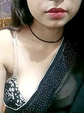 Colege girl  online show from September 12, 2025, 8:36 am