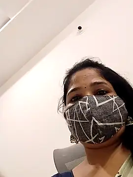 Girl 071 online show from October 27, 2025, 9:57 am