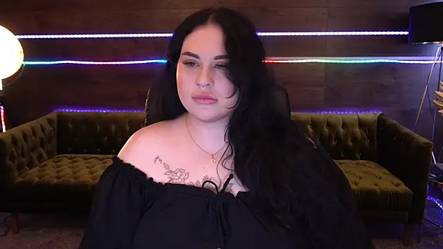 Snapshot of SerahMirabeli chatting on September 24, 2025, 5:44 am SerahMirabeli online show from September 24, 2025, 5:44 am