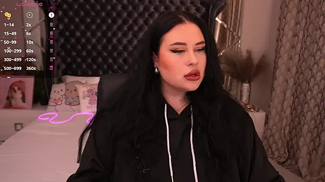 Snapshot of SerahMirabeli chatting on September 26, 2025, 6:56 pm SerahMirabeli online show from September 26, 2025, 6:56 pm