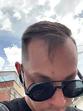 dimitryivanovv online show from September 12, 2025, 5:57 pm