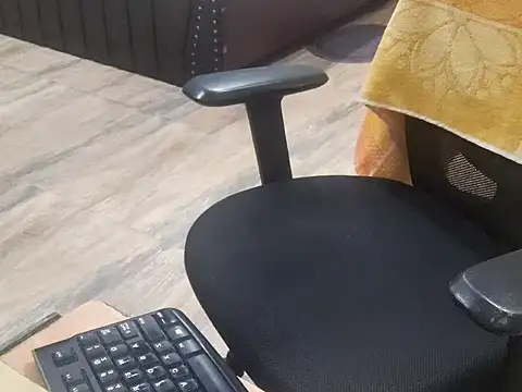 ZoroArcher online show from September 18, 2025, 6:32 pm