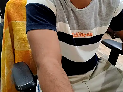 ZoroArcher online show from October 3, 2025, 8:28 pm