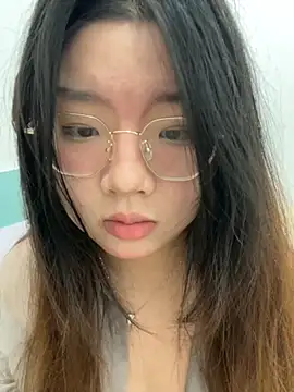 Snapshot of xxwang20 chatting on October 15, 2025, 2:50 pm xxwang20 online show from October 15, 2025, 2:50 pm