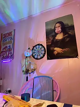 shortywidaphatty online show from September 17, 2025, 12:51 pm