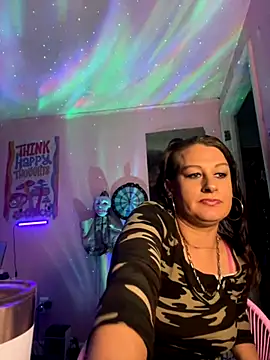 shortywidaphatty online show from September 21, 2025, 1:13 pm