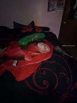 Snapshot of shortywidaphatty chatting on February 13, 2026, 2:02 pm shortywidaphatty online show from February 13, 2026, 2:02 pm