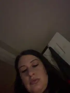 shortywidaphatty online show from May 3, 2026, 10:43 am