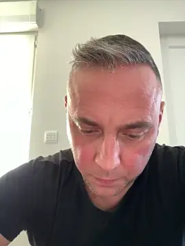 Marronglace1 online show from February 6, 2026, 12:19 pm