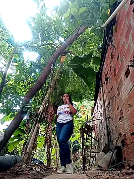 Snapshot of girlpee chatting on October 9, 2025, 2:48 pm girlpee online show from October 9, 2025, 2:48 pm