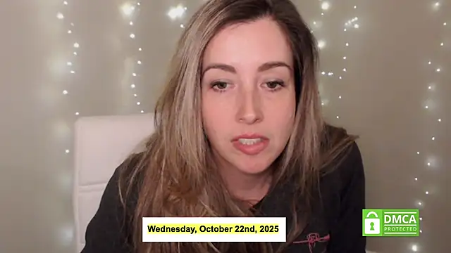 Snapshot of SuggestiveBehavior chatting on October 23, 2025, 12:10 am SuggestiveBehavior online show from October 23, 2025, 12:10 am