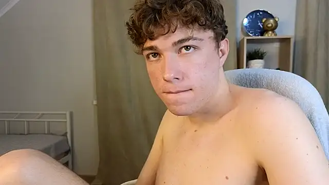 MarkShot  online show from September 19, 2025, 4:51 pm