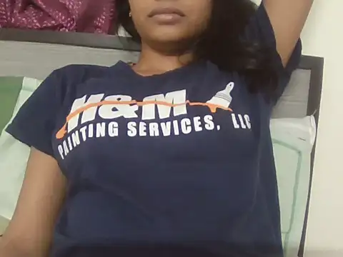 Snapshot of harleen-cam chatting on September 29, 2025, 5:18 pm harleen-cam online show from September 29, 2025, 5:18 pm