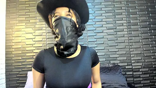 ElJardinEspanol online show from October 2, 2025, 11:39 am