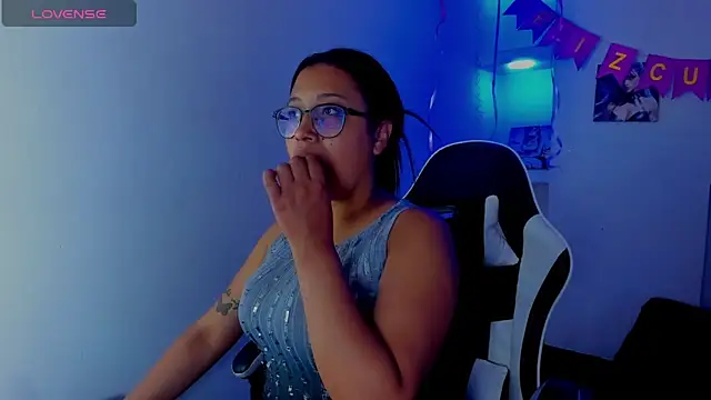 Snapshot of susan_mooree chatting on February 9, 2026, 8:02 pm susan mooree online show from February 9, 2026, 8:02 pm