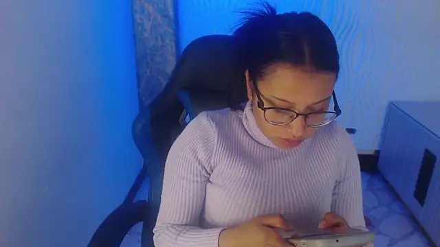 Snapshot of susan_mooree chatting on February 11, 2026, 8:14 pm susan mooree online show from February 11, 2026, 8:14 pm