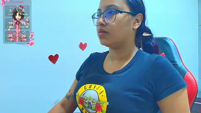 Snapshot of susan_mooree chatting on March 15, 2026, 8:04 pm susan mooree online show from March 15, 2026, 8:04 pm