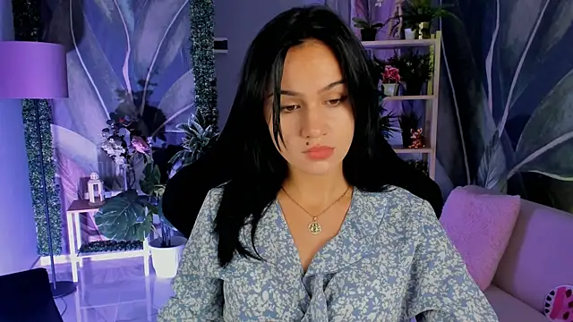 Snapshot of MonicaFarmer chatting on September 23, 2025, 5:16 pm MonicaFarmer online show from September 23, 2025, 5:16 pm