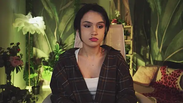 MonicaFarmer online show from May 20, 2026, 11:22 pm