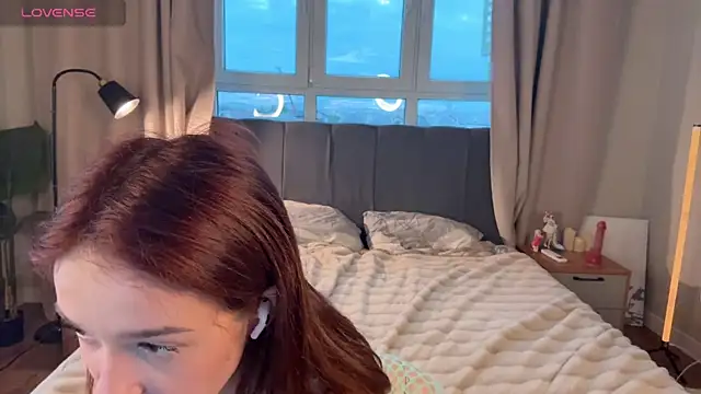 Snapshot of minicleo chatting on October 28, 2025, 2:09 pm minicleo online show from October 28, 2025, 2:09 pm