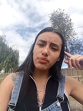 sweetdubros2 online show from September 24, 2025, 7:17 pm