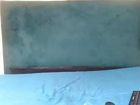 Freaky-Nicky18 online show from November 18, 2025, 12:20 pm