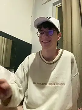 HeiRique online show from October 27, 2025, 3:54 am