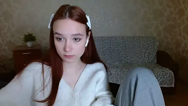 Snapshot of aFoxie chatting on September 17, 2025, 6:09 pm aFoxie online show from September 17, 2025, 6:09 pm