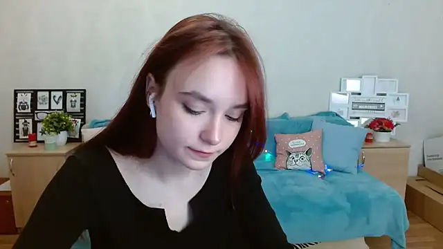 Snapshot of aFoxie chatting on October 15, 2025, 7:58 pm aFoxie online show from October 15, 2025, 7:58 pm