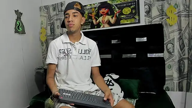 Latin straight0 online show from September 14, 2025, 6:18 pm