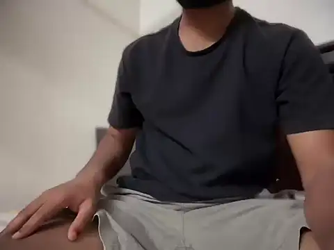 bossyjuicy online show from February 13, 2026, 5:31 pm