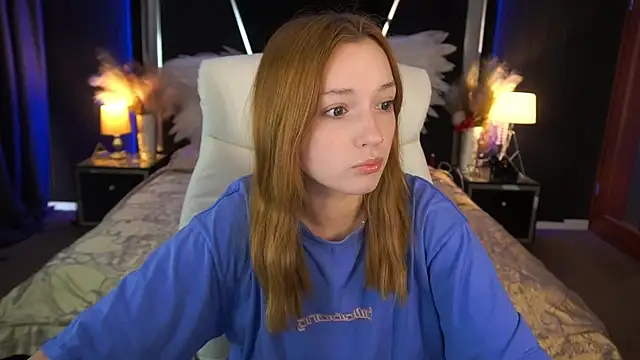 FoxyMayy online show from August 5, 2026, 1:14 pm