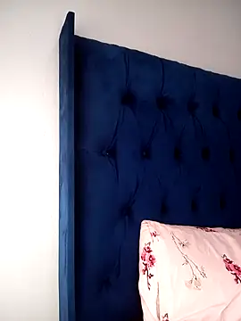 BlackberriesXxx online show from March 22, 2026, 2:31 pm